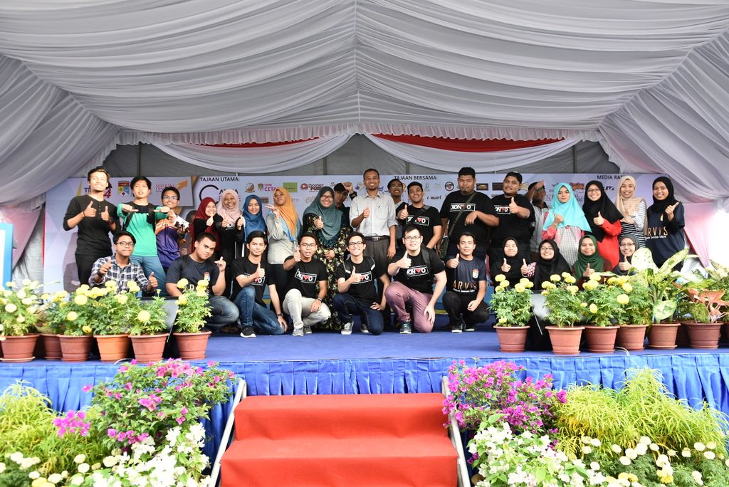 Dcs 6736